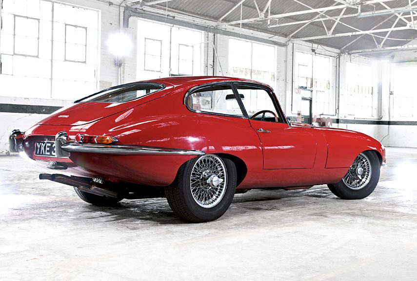54cacbd8d72fb_-_jaguar-etype-02-0711-xln.jpg