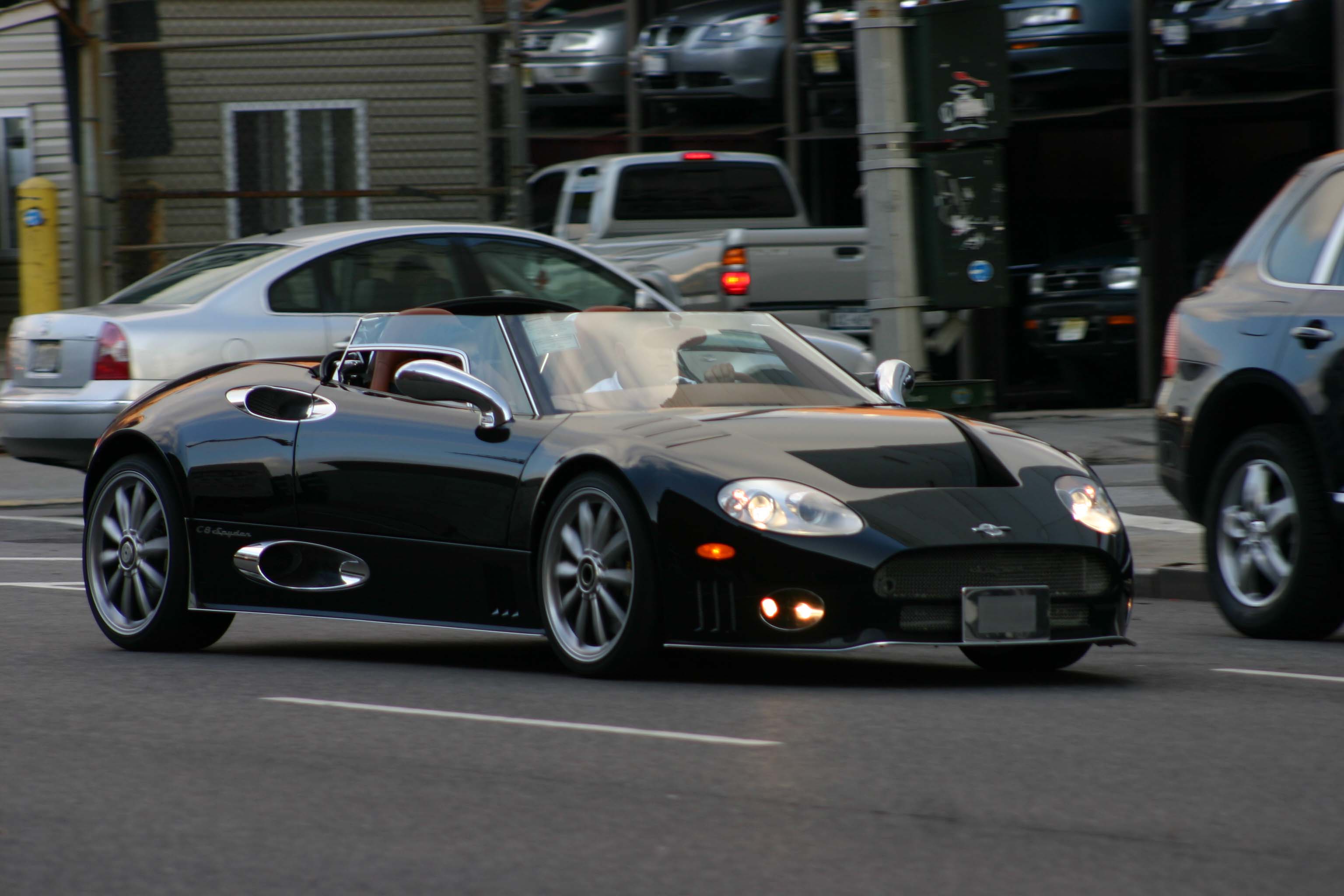 spyker2.jpg