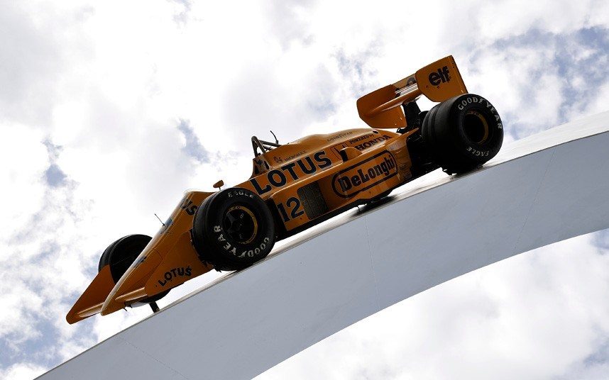Lotus-2_2261192k.jpg
