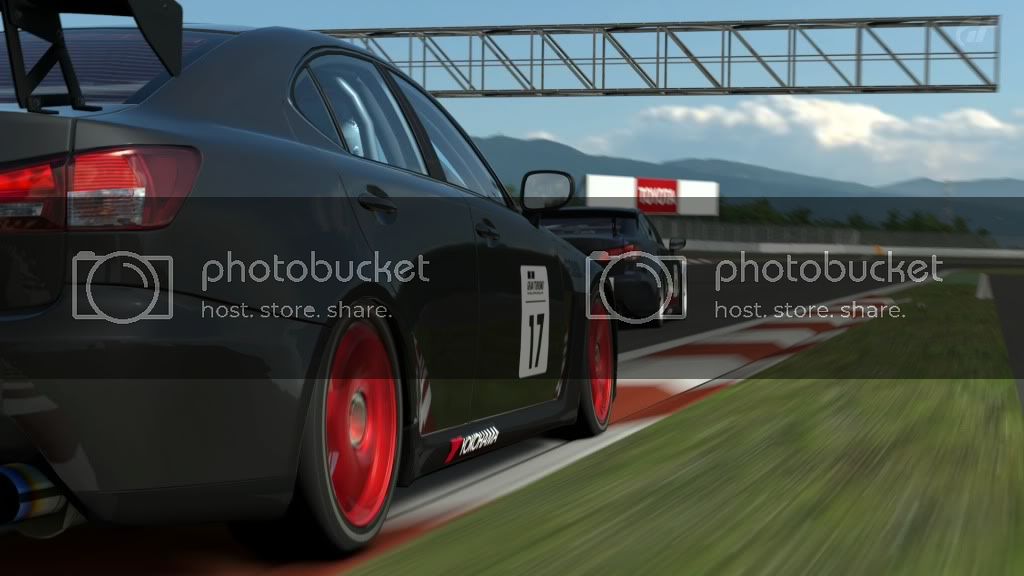 FujiSpeedwayF_1.jpg