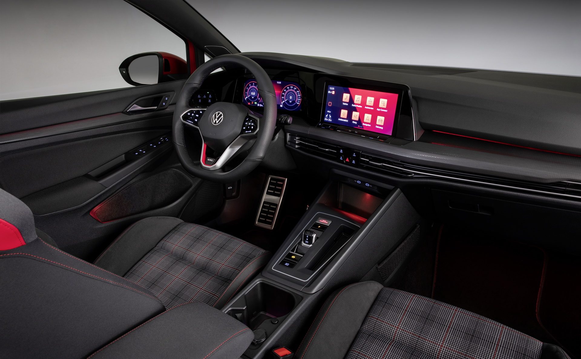 2020-VW-Golf-GTI-11.jpg
