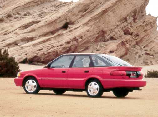 1991%20Geo%20Prizm%20GSi%20Hatchback%20Photo.jpg
