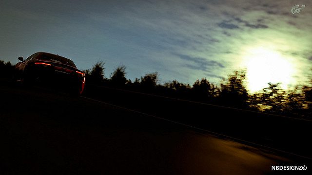 5881875368_7b97117c25_z.jpg