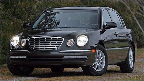 2009-Kia-Amanti-i01.jpg