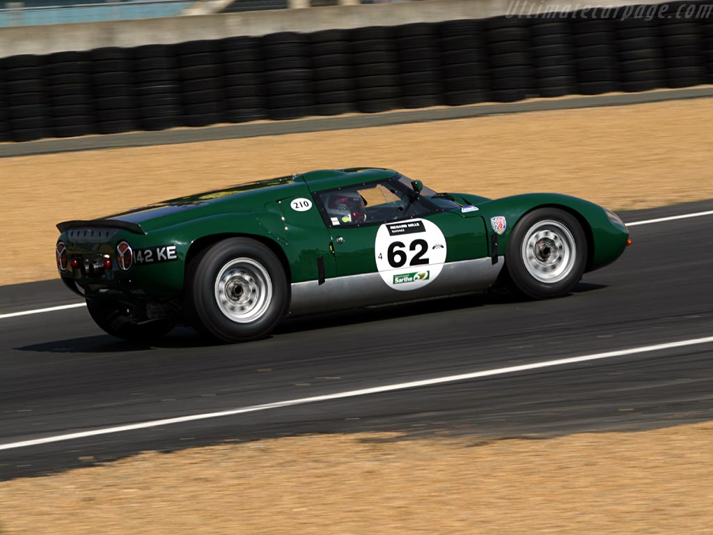 Lola-Mk6-GT-Ford_3.jpg