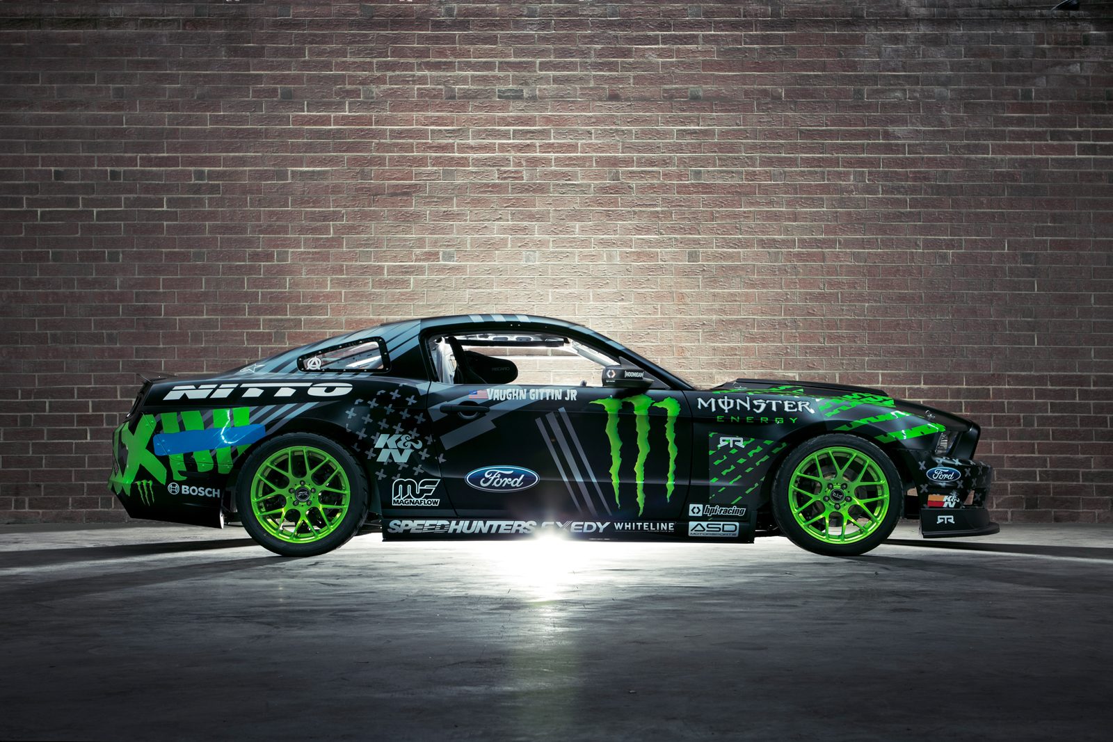 sideshot.jpg