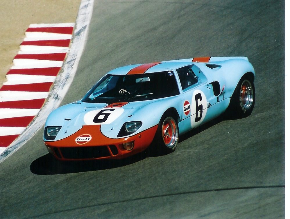 GT40-Gulf-4.jpg