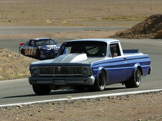hrdp_0801_02_z+1965_ford_ranchero+.jpg