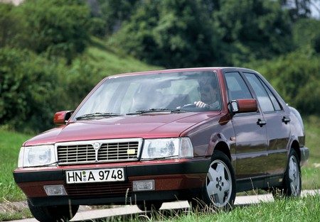 Lancia-Thema-8.32-4.jpg
