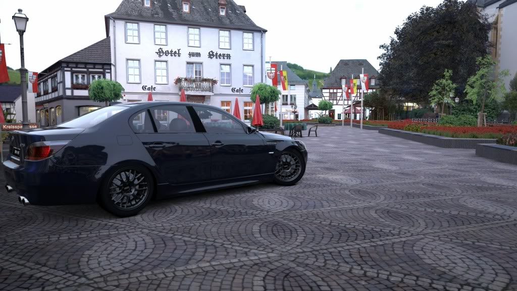 Ahrweiler-TownSquare.jpg