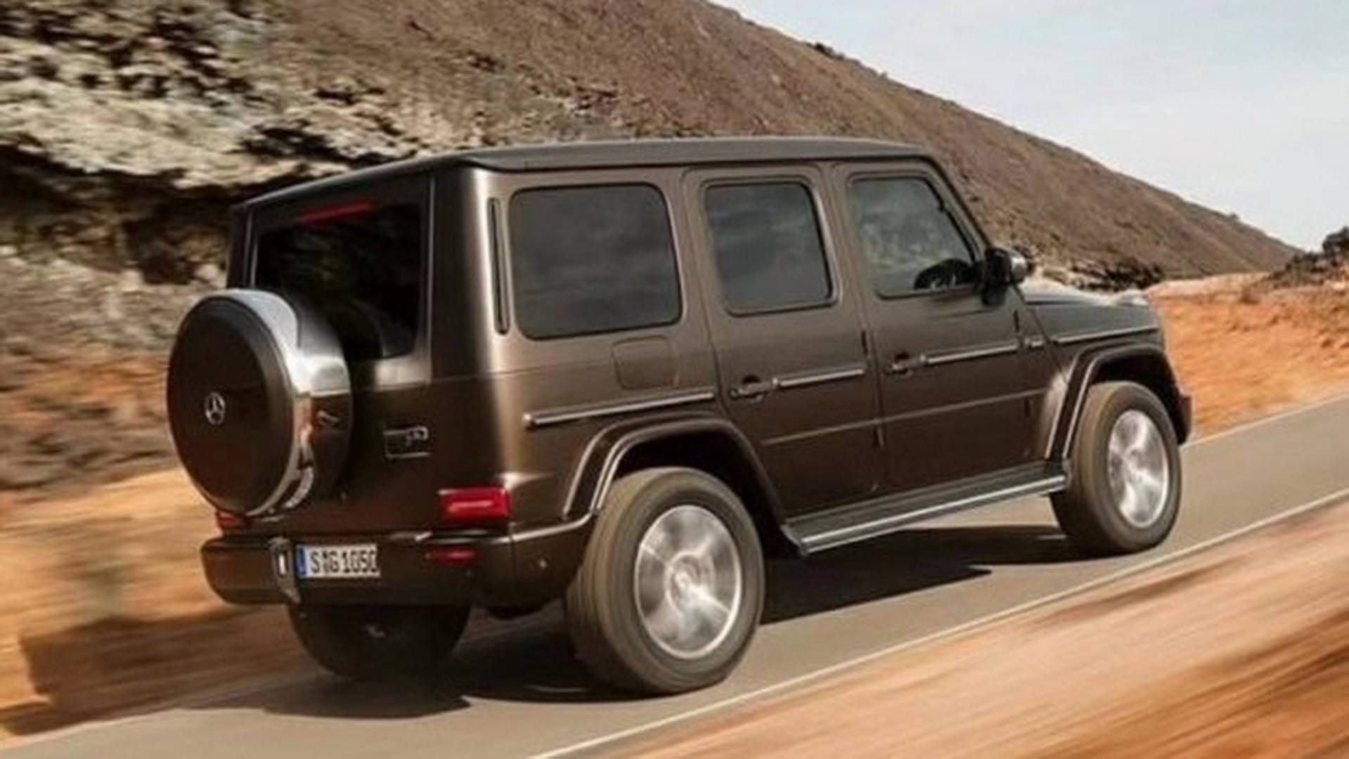 2019-mercedes-g-class-leaked-official-image.jpg