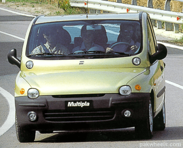 fiat_mult_HKL_PakWheels(com).jpg