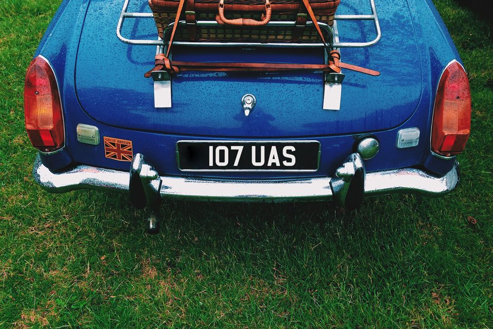 Inside-DVLA-blog-image-Vintage-car.jpg