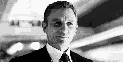 James-Bond-Smile-Daniel-Craig.gif