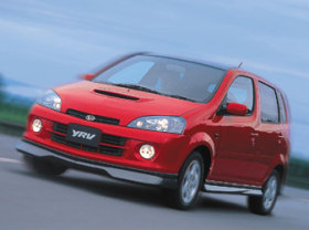 daihatsu_yrv_turbo_05.jpg