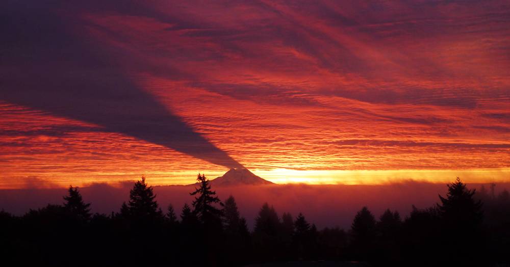 mount-rainer-shadow.jpg