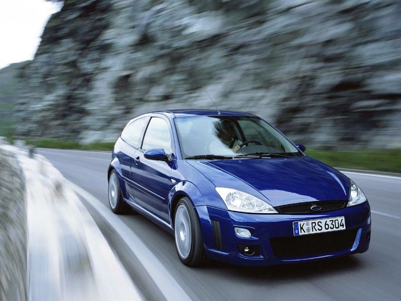 Ford%20Focus%20RS%202002%20-%20800x600.jpg