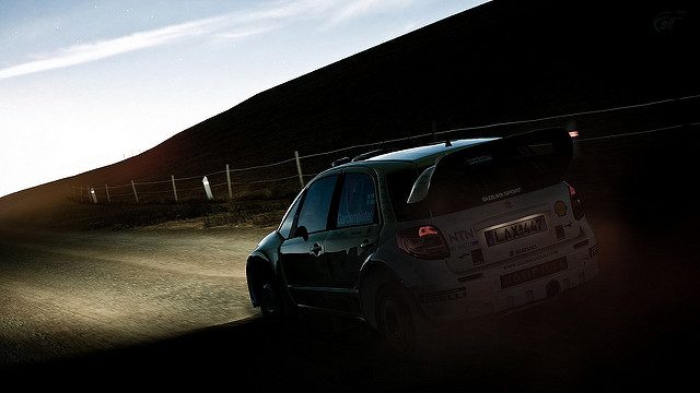 6919957937_67a0f10c63_z.jpg