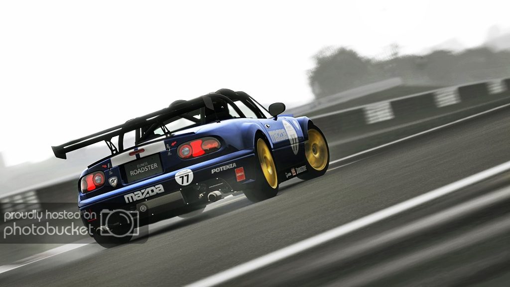SuzukaCircuit_70bd_zps2cf7d158.jpg