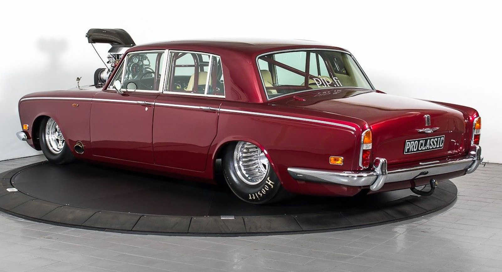 1974-Rolls-Royce-Silver-Shadow-2.jpg