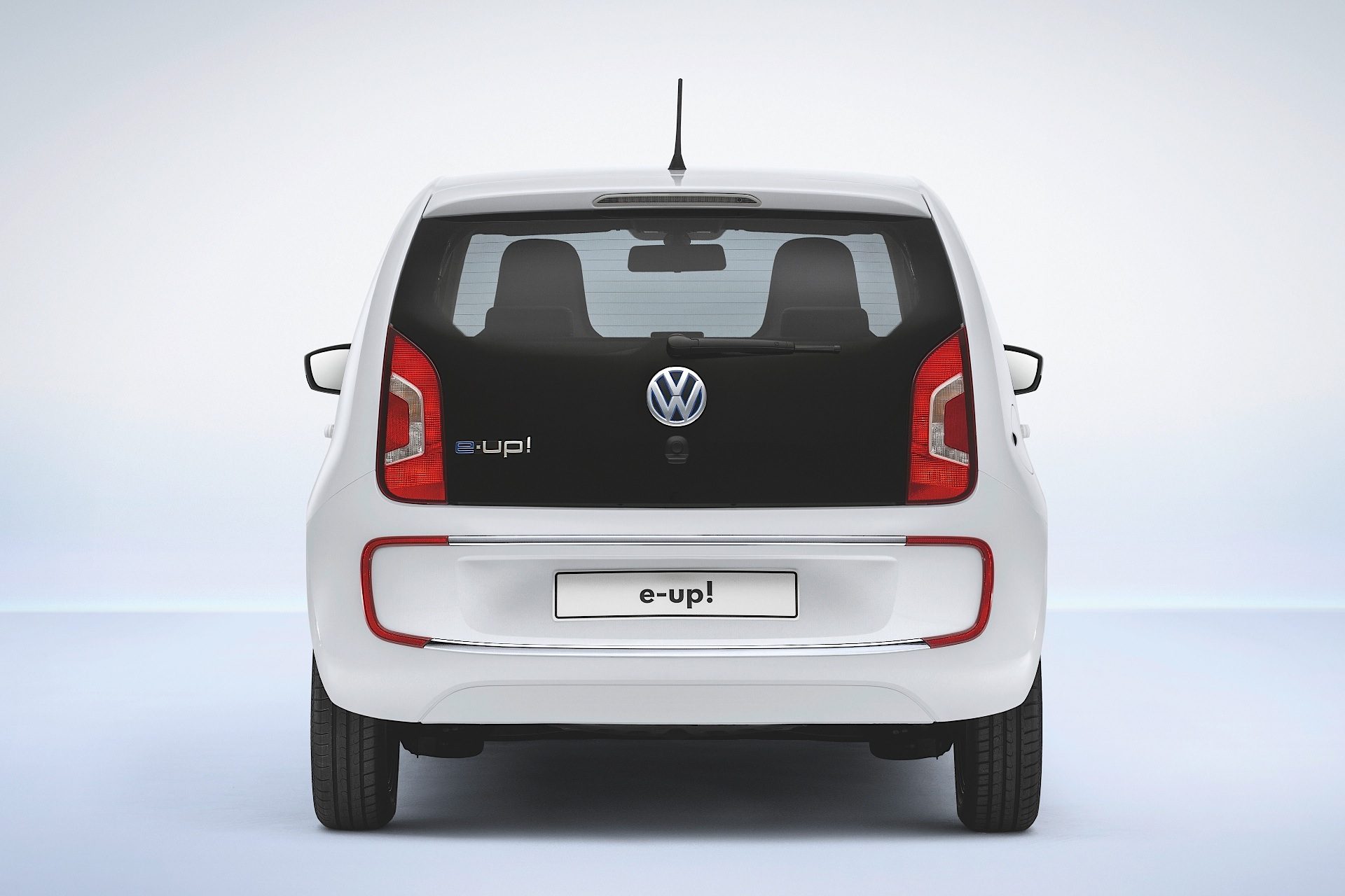VOLKSWAGENe-UP--4818_11.jpg