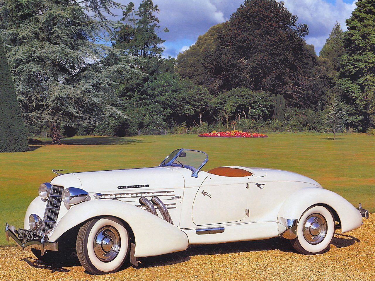 1935-Auburn-851-Supercharged-Speedster-Cream-fvl.jpg