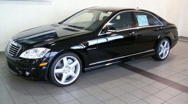 10775-2007-Mercedes-Benz-S65-AMG.jpg