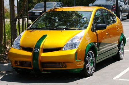 riced_out_prius.jpg