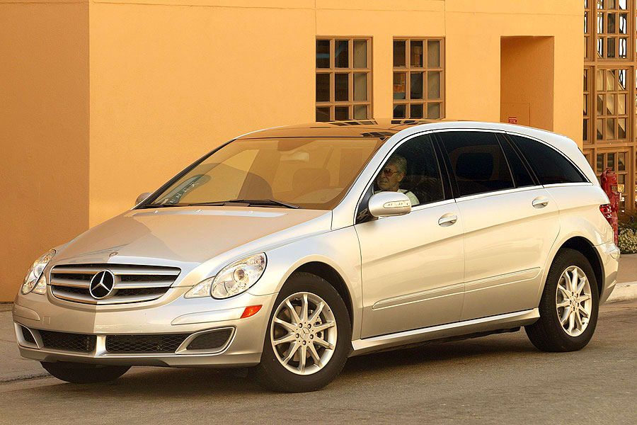 2007-Mercedes-Benz-R-Class.jpg