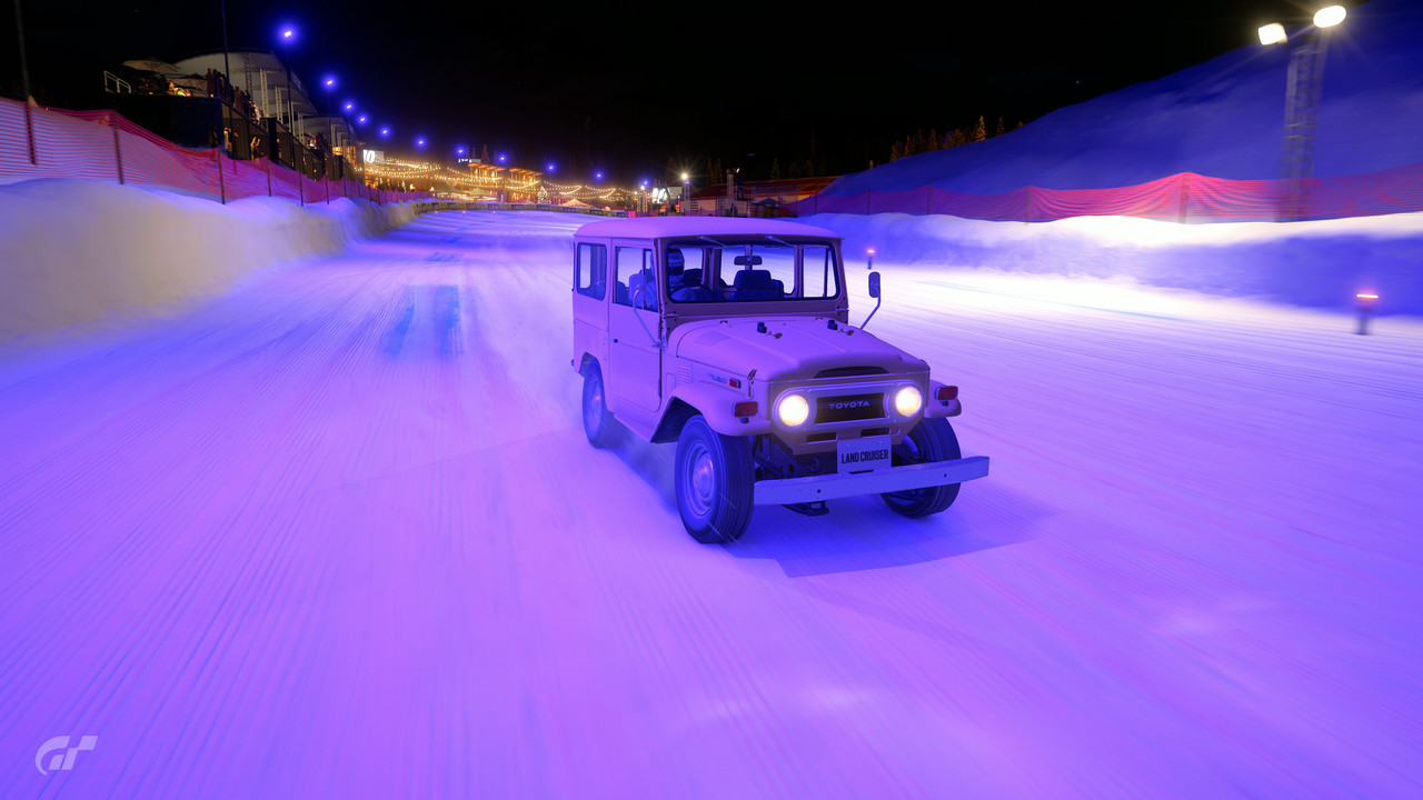 Lake-Louise-Long-Track-Reverse.jpg