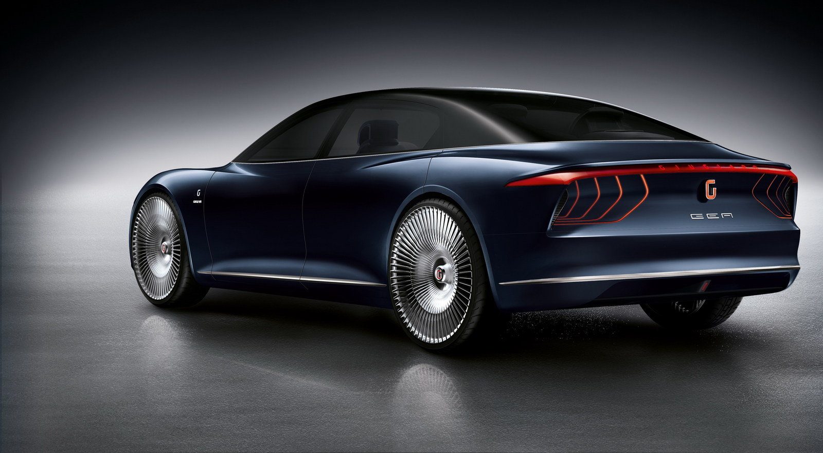 2015-italdesign-giugiaro--11_1600x0w.jpg