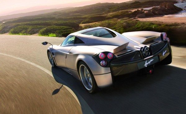 Pagani-Huayra-18.jpg
