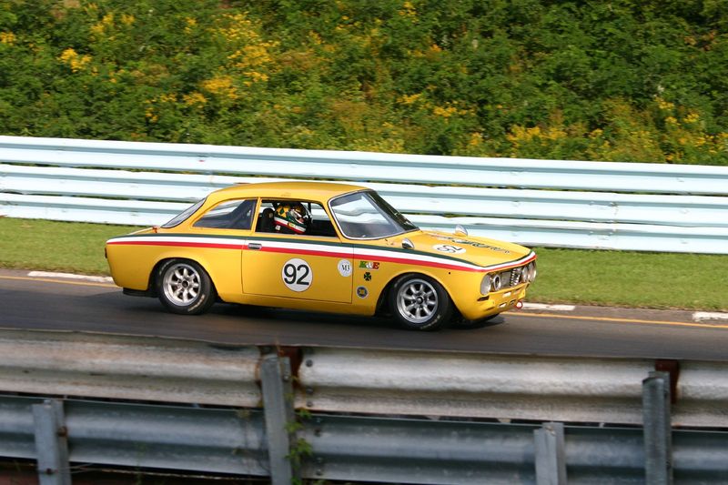 800px-1972_Alfa_GTV.jpg