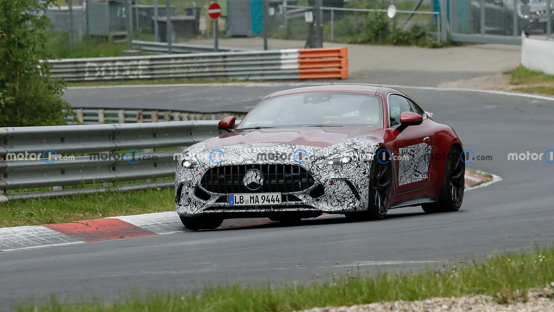 2024-mercedes-amg-gt-coupe-front-view-spy-photo.jpg