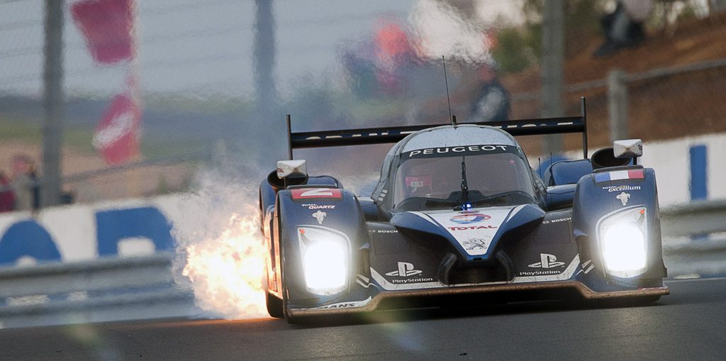 no.2-Peugeot-908-Fire.jpg