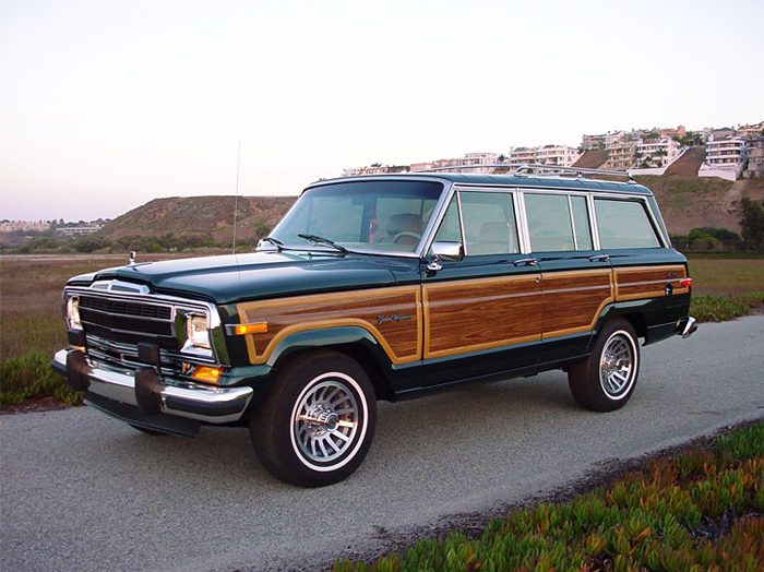 jeep-grand-wagoneer-10.jpg