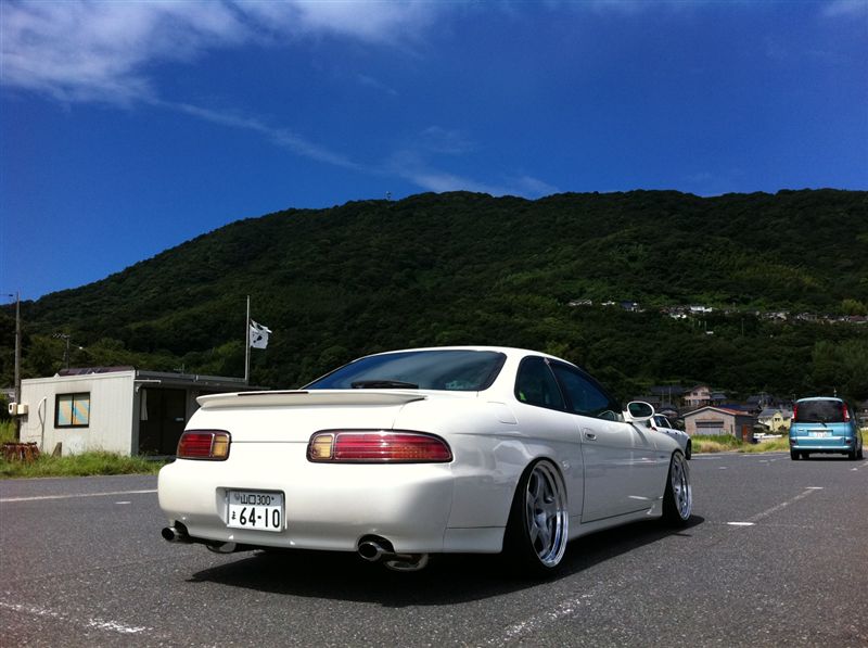 0308_35_toyota_soarer_z30.jpg