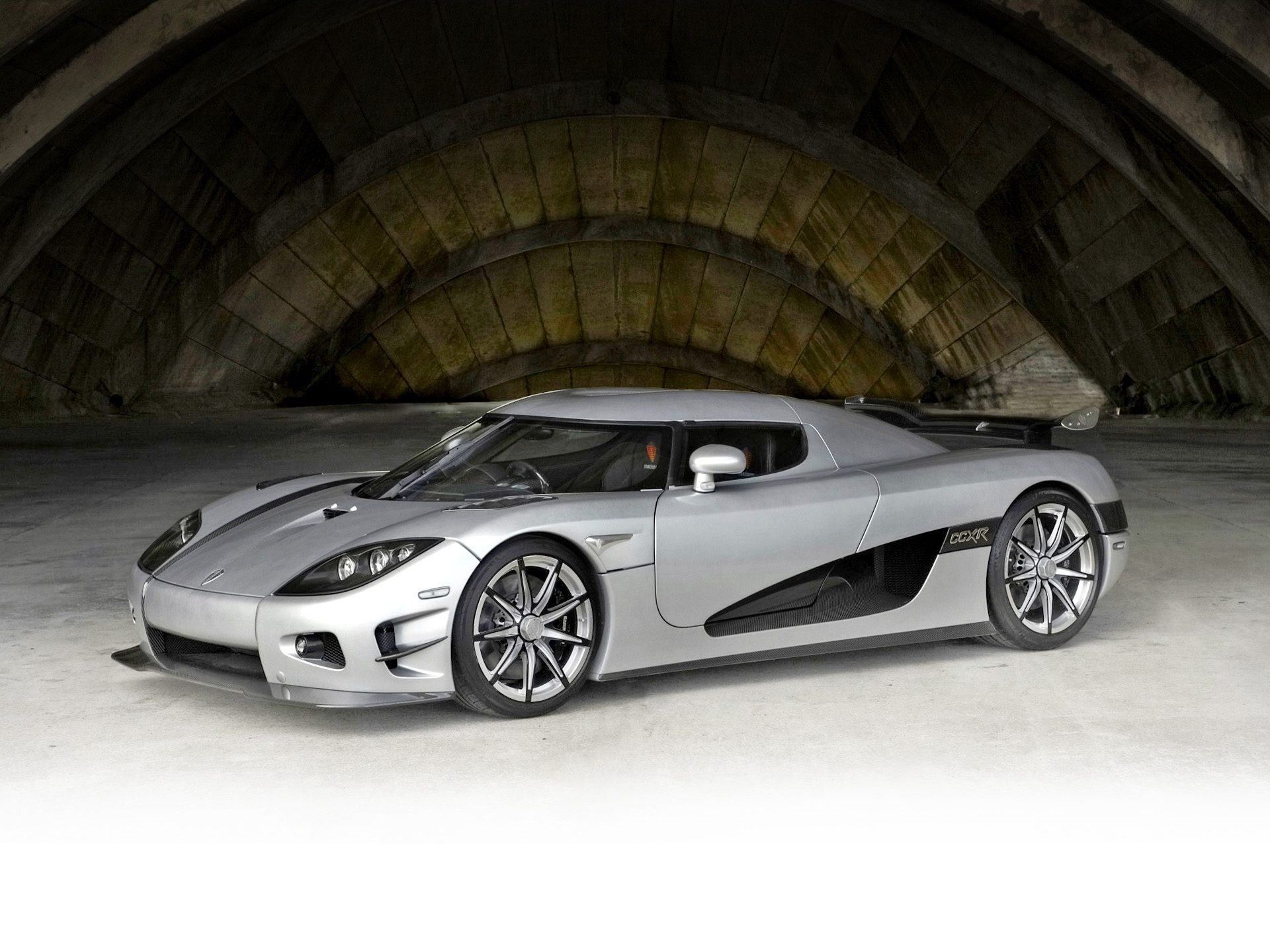 2010-Koenigsegg-Trevita-V1-1440.jpg