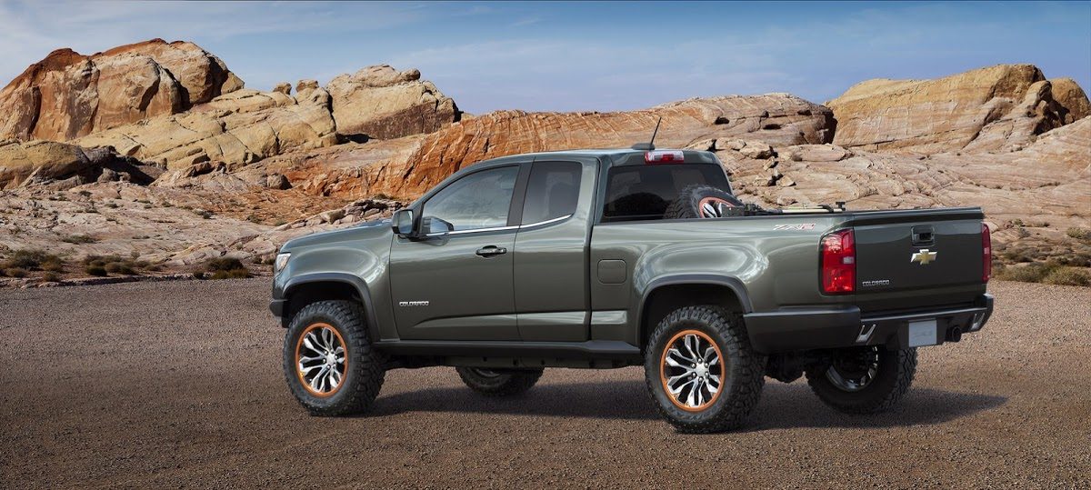 2015-Chevrolet-ColoradoZR2-Concept-4.jpg