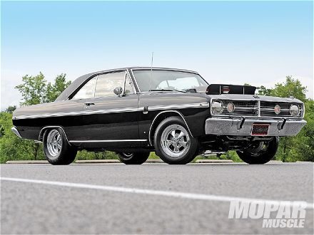 mopp_0903_01_z%252B1968_dodge_dart_gts%252Bsideview.jpg