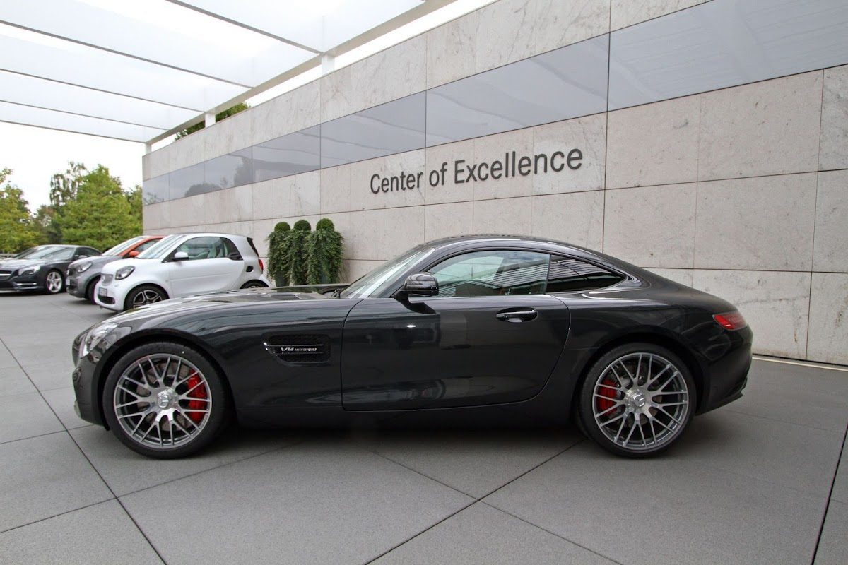 Mercedes-AMG-GT-Black02.jpg