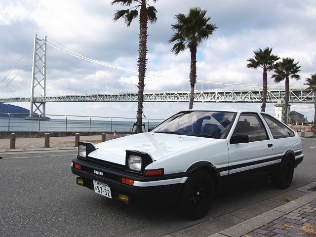 Toyota+Sprinter+Trueno+AE86.jpg