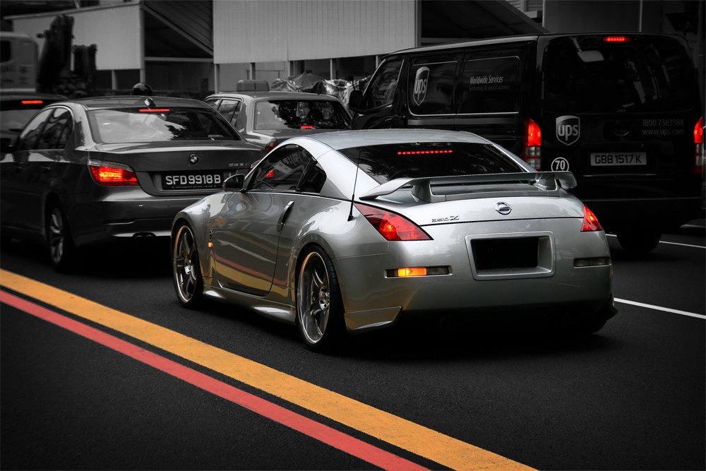 b0033_04nissan350z.jpg