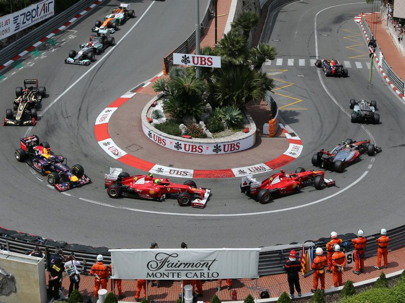 RMark-Webber-Red-Bull-leads-Hairpin-Monaco_2771969.jpg