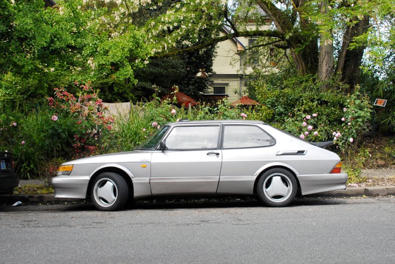 1991+Saab+900+Carlsson+Turbo+Special+Edition+3+Door+Hatchback+1.jpg