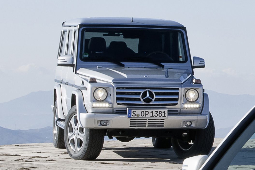 2013-Mercedes-G-Class-2.jpg