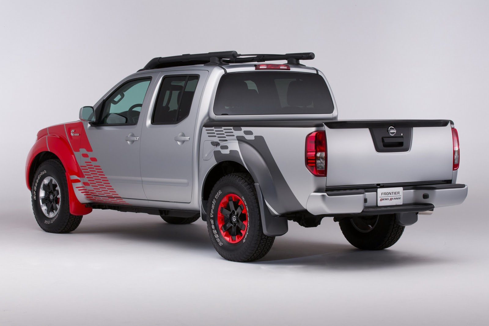 Nissan-Frontier-Diesel-Runner-Powered-by-Cummins-4.jpg