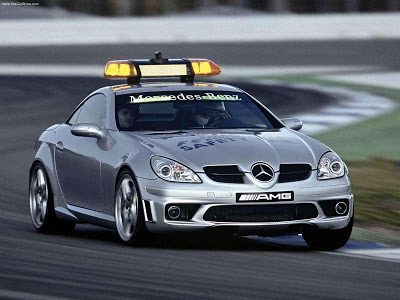 Mercedes-Benz-SLK55_AMG_F1_Safety_Car_2004_800x600_wallpaper_01.jpg