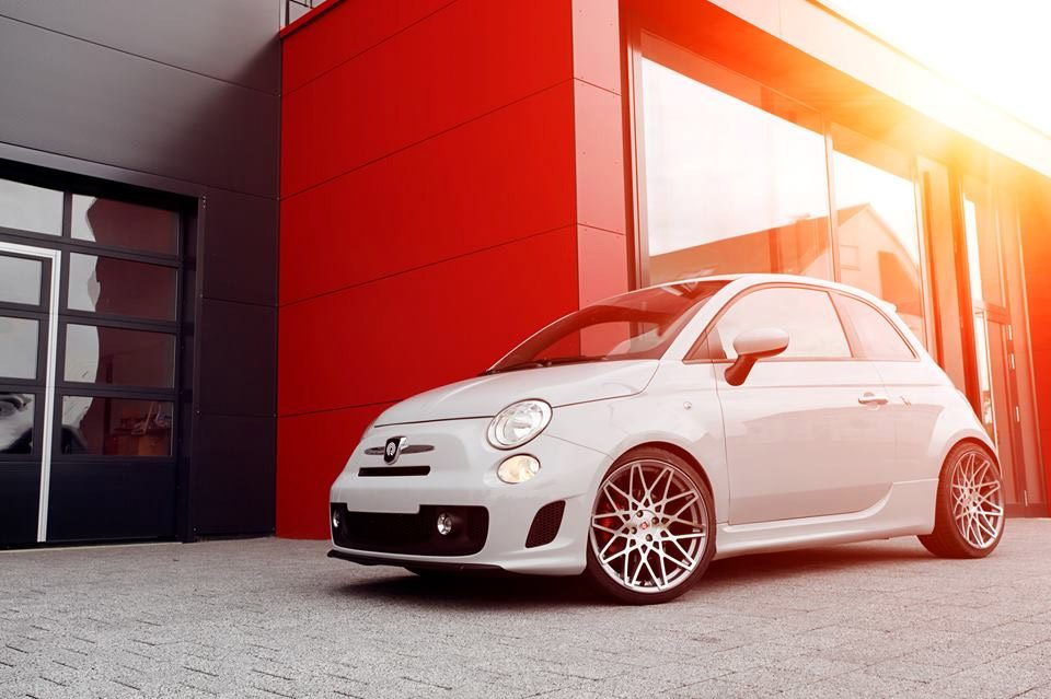 pogea_racing_fiat_500_abarth_euro_6_l.jpg