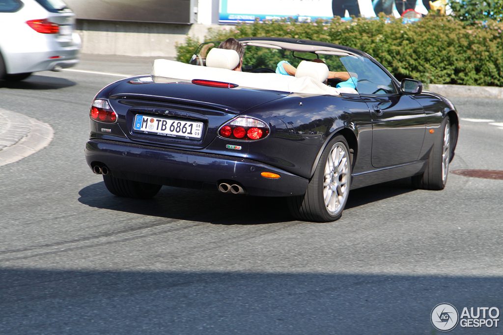 jaguar-xkr-convertible-c576317082015183004_3.jpg